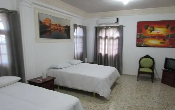 Queen Room
