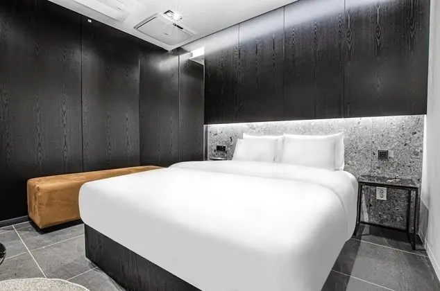 Suite (No Parking)