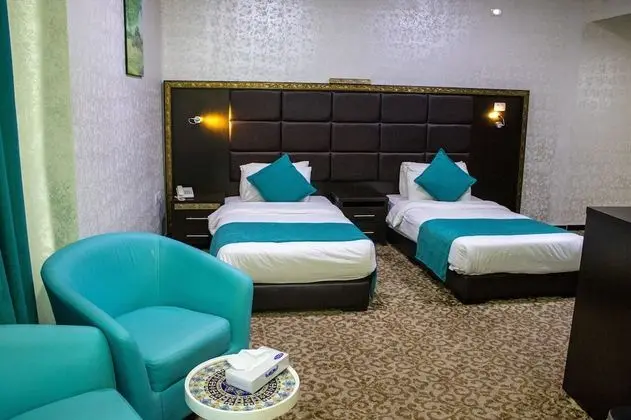 Deluxe Üç Kişilik Oda