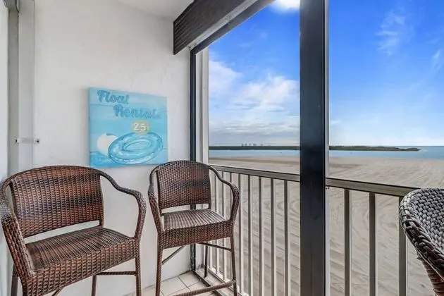 Daire (Castle Beach 405)