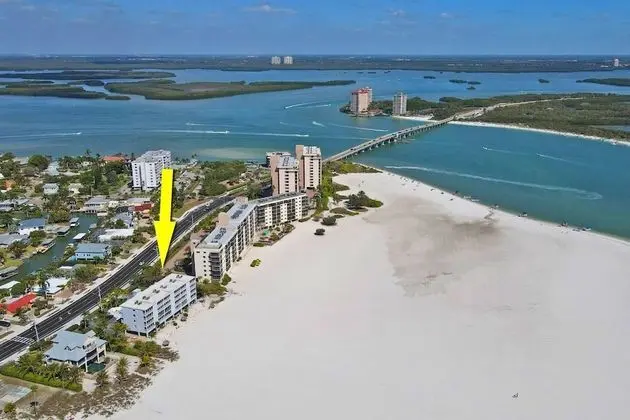 Daire (Castle Beach 405)