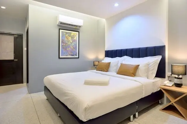 Sir Room