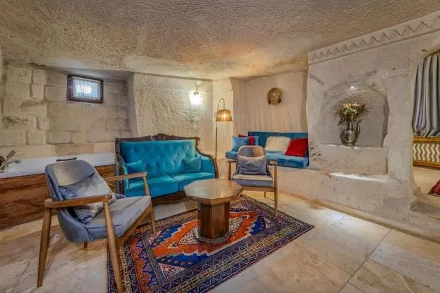 King Cave Suite, Vadi Manzaralı, Jakuzili ve Balkonlu