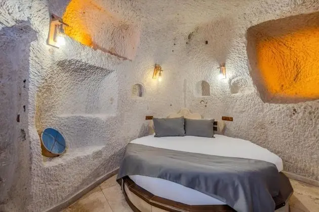 King Cave Suite, Vadi Manzaralı, Jakuzili ve Balkonlu