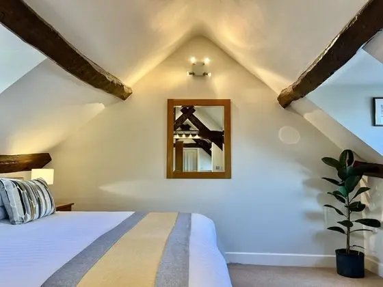 Signature Tek Büyük veya İki Ayrı Yataklı Oda, Banyolu/Duşlu, Deniz Manzaralı (Room 3 Caernarvon)