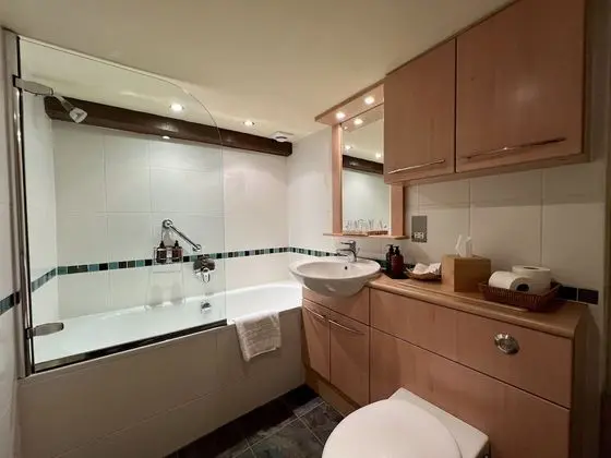 Superior Tek Büyük veya İki Ayrı Yataklı Oda, Banyolu/Duşlu (Room 2 Rhuddlan )