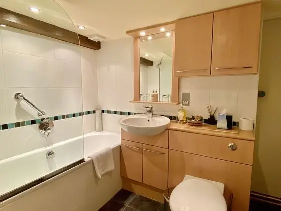 Superior Tek Büyük veya İki Ayrı Yataklı Oda, Banyolu/Duşlu (Room 2 Rhuddlan )