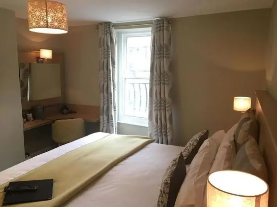 Large Double Room with Bath