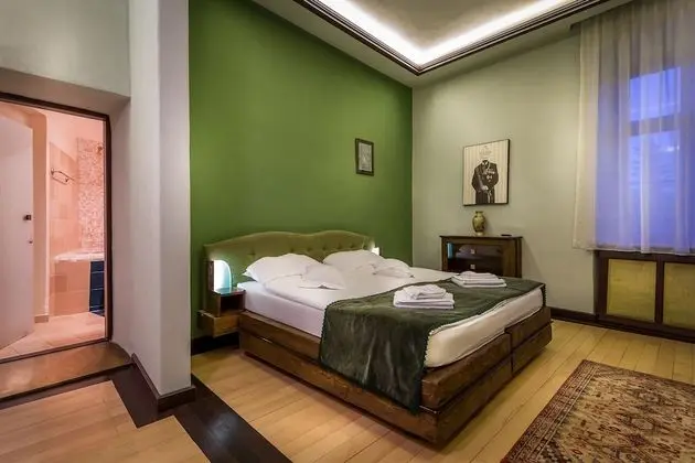 Standard Tek Büyük veya İki Ayrı Yataklı Oda