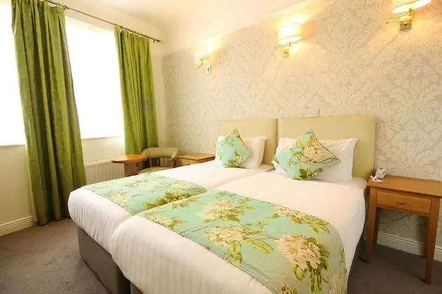 İki Ayrı Yataklı Oda, 2 Tek Kişilik Yatak