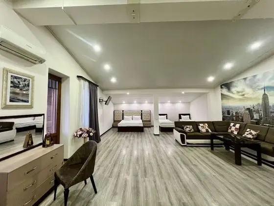Deluxe Tek Büyük Yataklı Oda