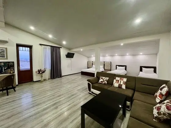 Deluxe Tek Büyük Yataklı Oda