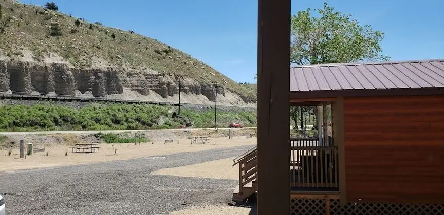 Small Cabin, Mountain View