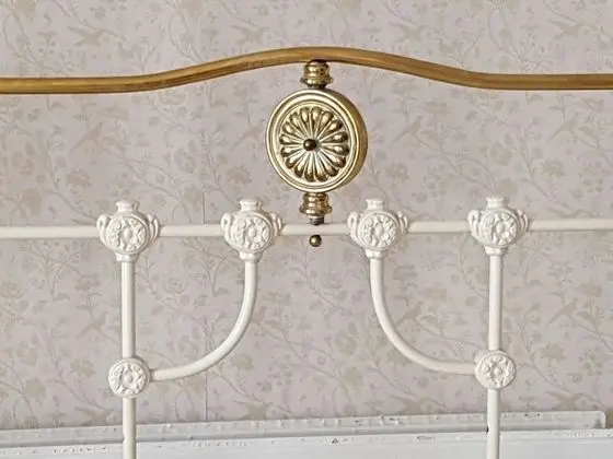 Family Tek Büyük Yataklı Oda