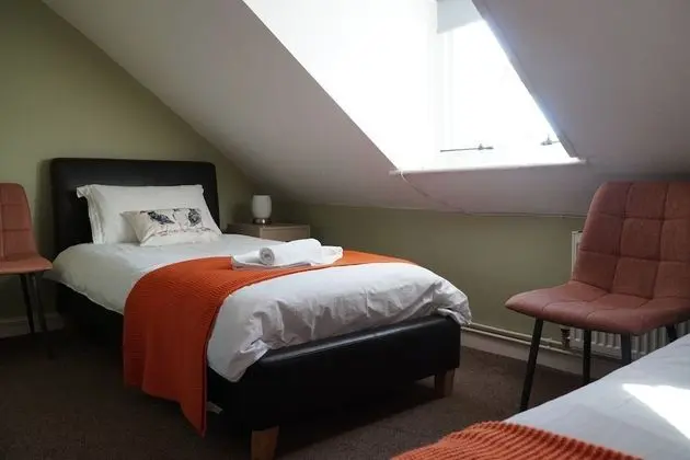 İki Ayrı Yataklı Oda (Attic)