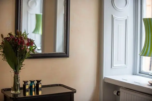 Economy Tek Büyük veya İki Ayrı Yataklı Oda, Ortak Banyo