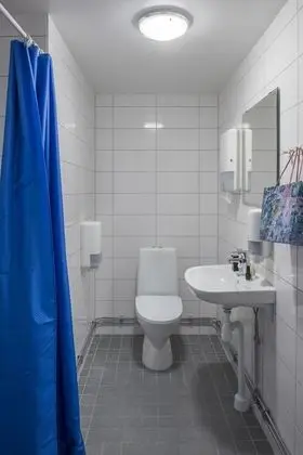Standard Tek Büyük veya İki Ayrı Yataklı Oda, Banyolu/Duşlu