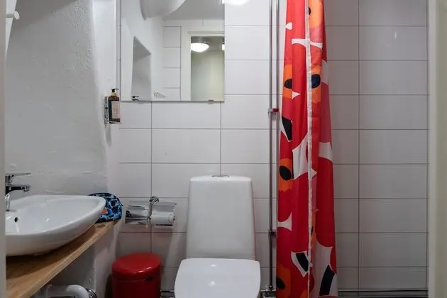 Standard Tek Büyük veya İki Ayrı Yataklı Oda, Banyolu/Duşlu