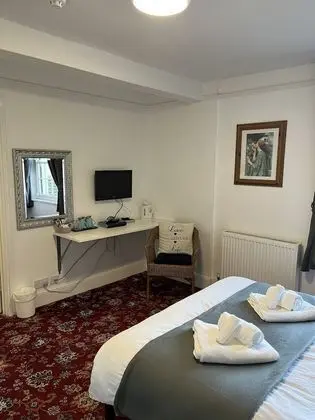Tek Büyük Yataklı Oda, Banyolu/Duşlu