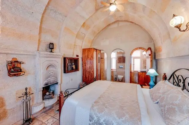 Alchemist Taş Suite,    , Şömineli
