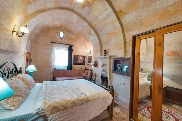 Alchemist Taş Suite,    , Şömineli