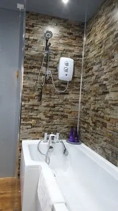 Tek Büyük Yataklı Oda (Four Poster Bed)
