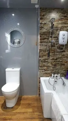 Tek Büyük Yataklı Oda (Four Poster Bed)