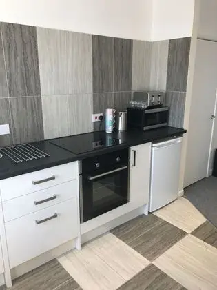 Standard Apart Daire, 4 Yatak Odası, Mutfak