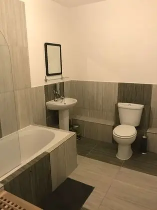 Standard Apart Daire, 4 Yatak Odası, Mutfak