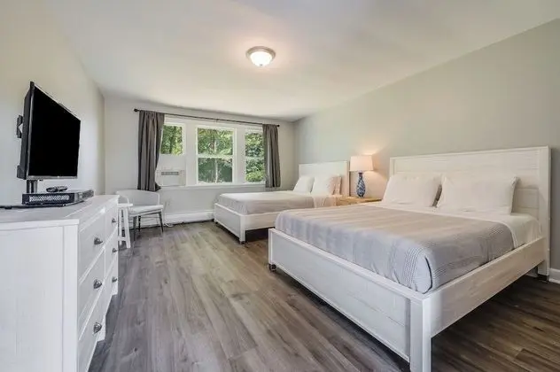 Standard Room, 2 Double Beds, Motor Lodge