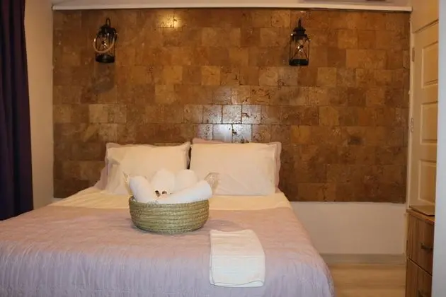 https://images.odamax.com/img/1920x1080/odamax/image/upload/Castle_Nolana_Hotel_Horse_Club_A_va_202607131135039_37107821.jpg