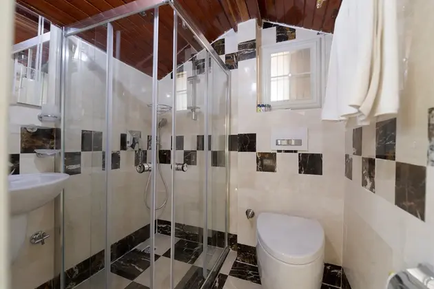 Teraslı Suite Custom Oda