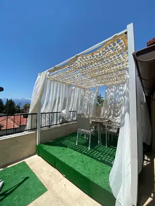 Teraslı Suite Custom Oda