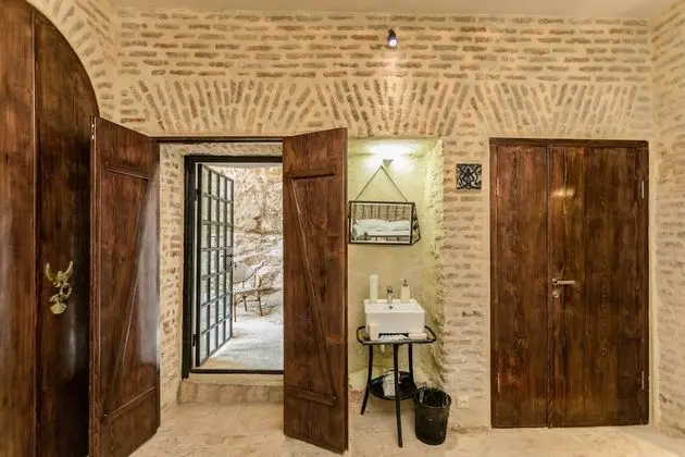 Luxury Tek Kişilik Oda, 1 Çift Kişilik Yatak, Veranda, Avlu Manzaralı