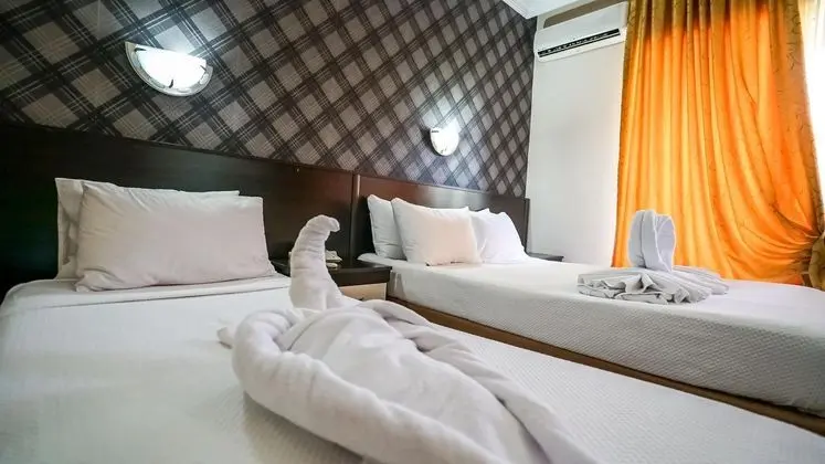 Standart Oda, Bahçe Manzaralı, Balkonlu