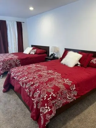 Luxury Oda
