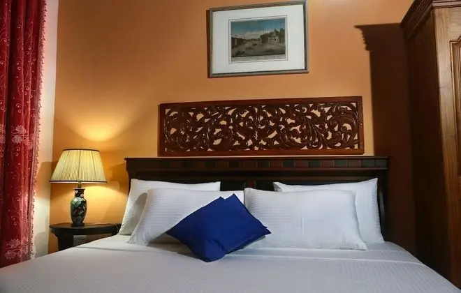 Deluxe Tek Büyük Yataklı Oda, 1 Yatak Odası, Bahçe Manzaralı