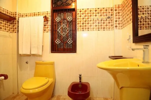 Deluxe Tek Büyük Yataklı Oda, 1 Yatak Odası, Bahçe Manzaralı