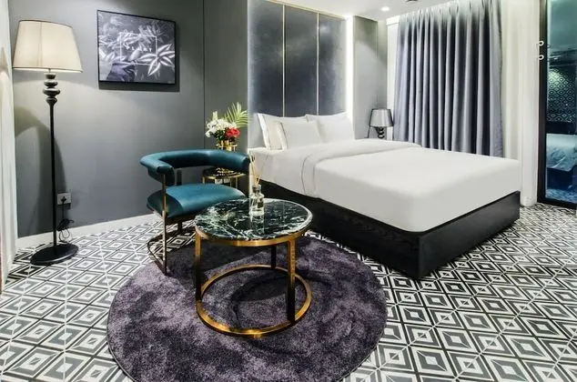 Deluxe Tek Büyük Yataklı Oda