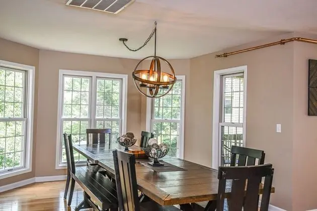 Ev, Birden Çok Yatak, Şömine, Dağ Manzaralı