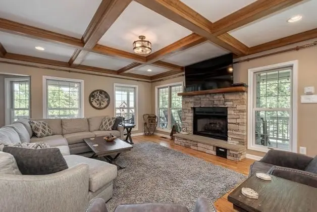 Ev, Birden Çok Yatak, Şömine, Dağ Manzaralı