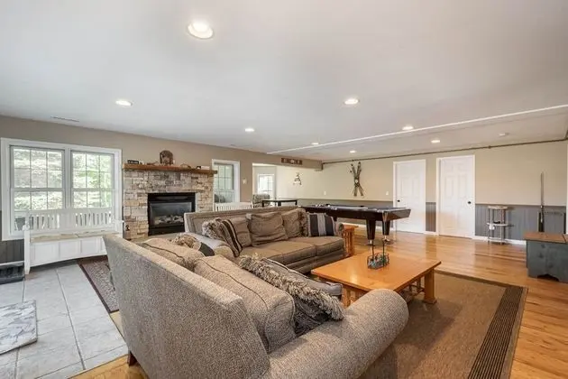 Ev, Birden Çok Yatak, Şömine, Dağ Manzaralı