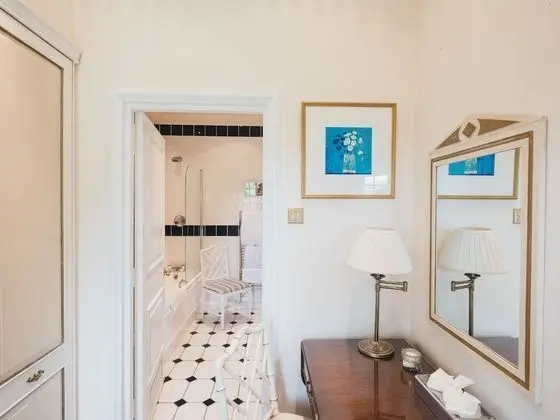 Deluxe Büyük Yataklı Tek Kişilik Oda