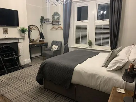 Deluxe Tek Büyük veya İki Ayrı Yataklı Oda, Banyolu/Duşlu