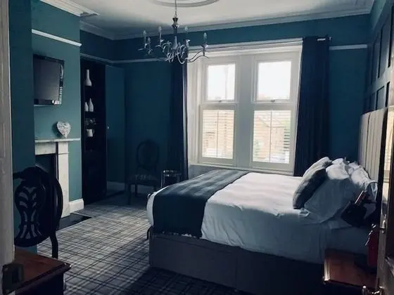 Deluxe Tek Büyük veya İki Ayrı Yataklı Oda, Banyolu/Duşlu