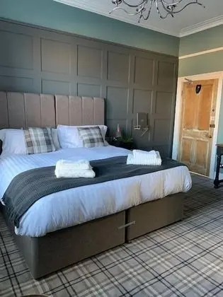 Deluxe Tek Büyük veya İki Ayrı Yataklı Oda, Banyolu/Duşlu