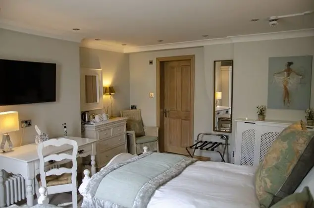 İki Ayrı Yataklı Oda, Banyolu/Duşlu