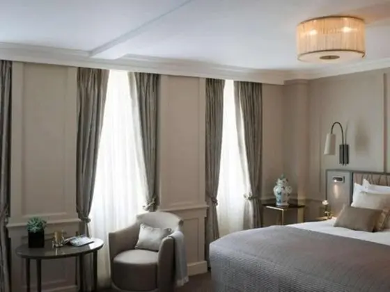 Deluxe Tek Büyük Yataklı Oda, 1 En Büyük (King) Boy Yatak, Banyolu/Duşlu, Şehir Manzaralı
