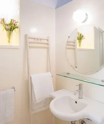 Honeymoon Tek Büyük Yataklı Oda, 1 Büyük (Queen) Boy Yatak, Avlu Manzaralı