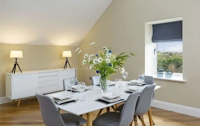 Superior Çatı Katı Süiti (Penthouse), 1 En Büyük (King) Boy Yatak, Balkon, Dağ Manzaralı